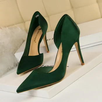 أزياء الكعب رقيقة الضحلة الفم إلى الجوف مثير واحد أخضر الأحذية المرأة الناضجة عالية الكعب الزفاف الطرف zapatos