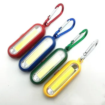 المحمولة البسيطة ضوء سلسلة المفاتيح الجيب يدوي 3 طرق ضوء LED متعدد الألوان مصباح يدوي صغير مع بطارية زر المفاتيح خارج